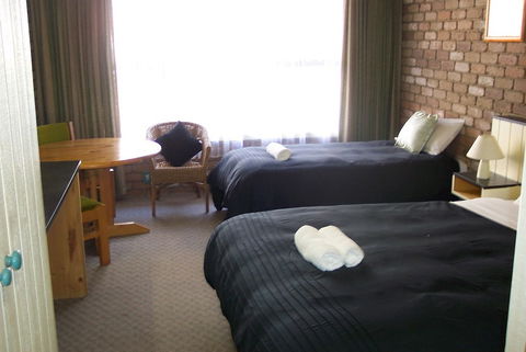 Farnham Court Motel - Hervey Bay Accommodation 5