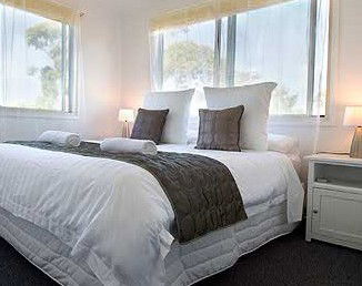 Mornington Motel - Hervey Bay Accommodation 0