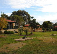 Lakes Entrance Country Cottages - Hervey Bay Accommodation