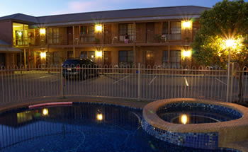 Rodney Motor Inn - Hervey Bay Accommodation 4
