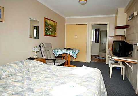 Turnin Motel - Hervey Bay Accommodation 1