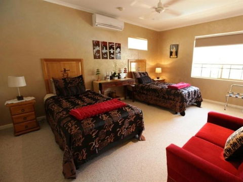 Armadale Cottage B And B - Hervey Bay Accommodation 1