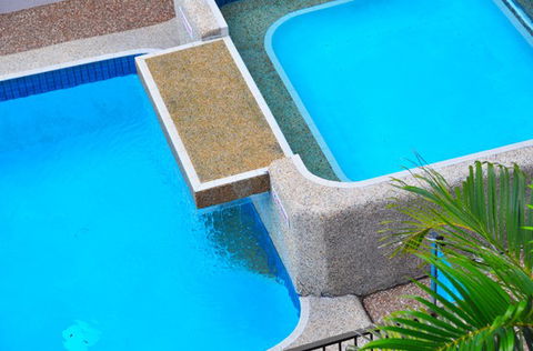 Waters Edge The Strand - Townsville - Hervey Bay Accommodation 0