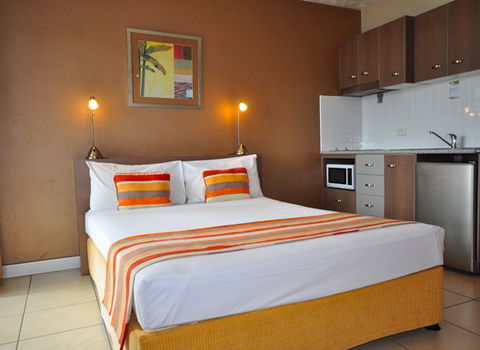 Waters Edge The Strand - Townsville - Hervey Bay Accommodation 1