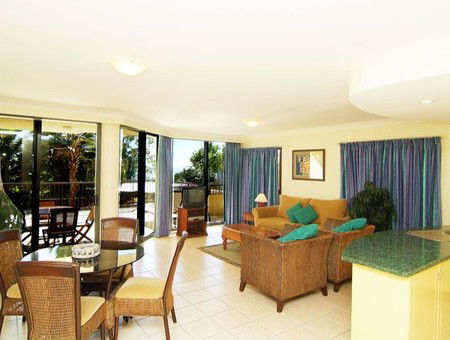 Waters Edge Resort - Hervey Bay Accommodation 2