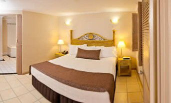 Regal Port Douglas - Hervey Bay Accommodation 3