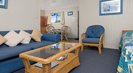 Regency Waterfront Motel - Hervey Bay Accommodation 3