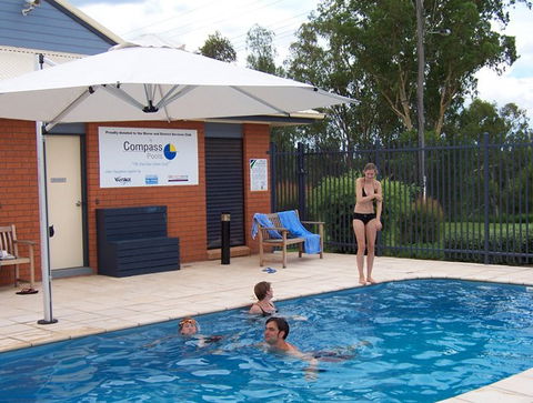 Albert Motel - Hervey Bay Accommodation 0