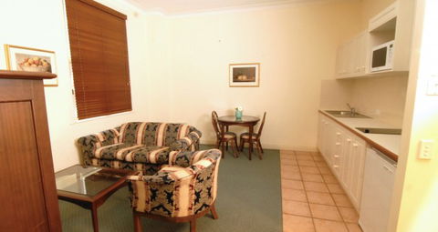 Rothbury On Ann Heritage Apartment Hotel - Hervey Bay Accommodation 1