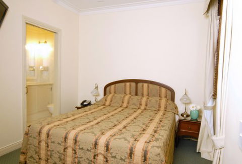 Rothbury On Ann Heritage Apartment Hotel - Hervey Bay Accommodation 2