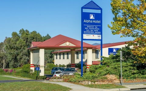 Alpha Hotel Canberra - Hervey Bay Accommodation 0