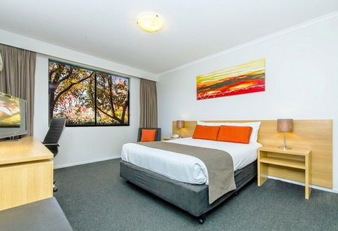 Alpha Hotel Canberra - Hervey Bay Accommodation 3