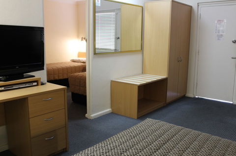 Armidale Motel - Hervey Bay Accommodation 1