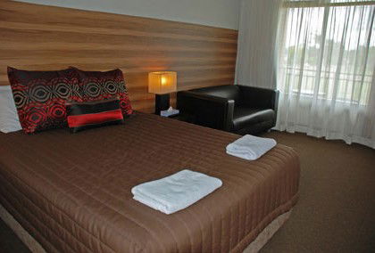Red Cedars Motel - Hervey Bay Accommodation 0