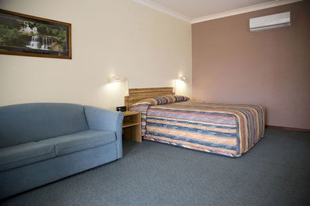 Cumberland Motor Inn - Hervey Bay Accommodation 6