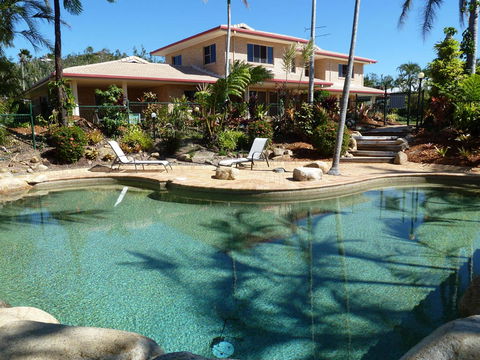 Montage Beach Apartments - Hervey Bay Accommodation 1