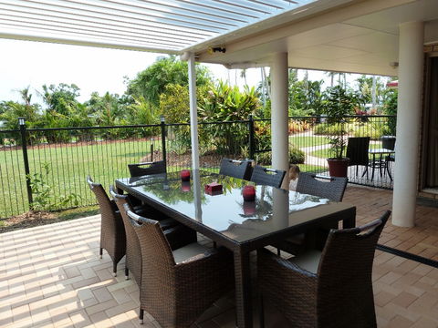 Montage Beach Apartments - Hervey Bay Accommodation 4