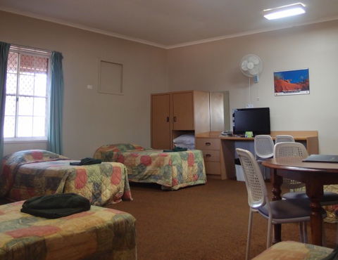 Bluestone Motor Inn - Hervey Bay Accommodation 1