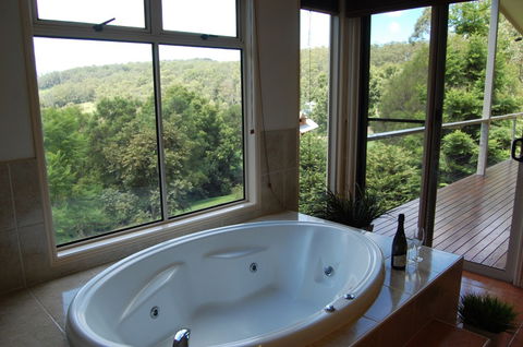 Sketches Mountain Resort - Hervey Bay Accommodation 3