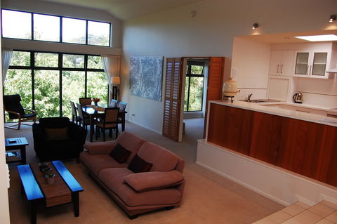 Sketches Mountain Resort - Hervey Bay Accommodation 5