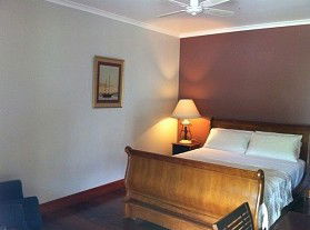 Daintree Manor - Hervey Bay Accommodation 1