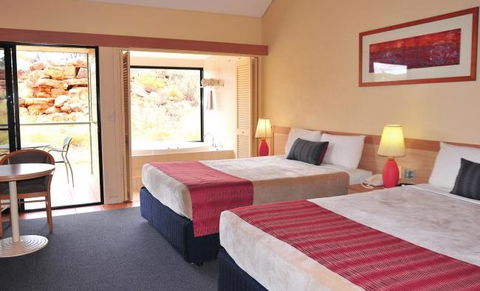 Kings Canyon Resort - Hervey Bay Accommodation 2