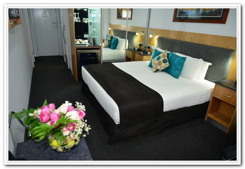 Waikerie Hotel Motel - Hervey Bay Accommodation 0