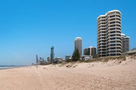 Beachside Tower - Hervey Bay Accommodation 4