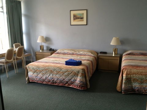 City West Motel - Hervey Bay Accommodation 1