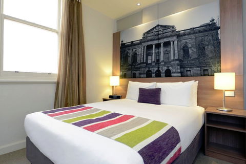 Mercure Grosvenor Hotel Adelaide - Hervey Bay Accommodation 2