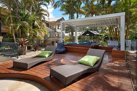 Outrigger Bay Apartments - Hervey Bay Accommodation 3