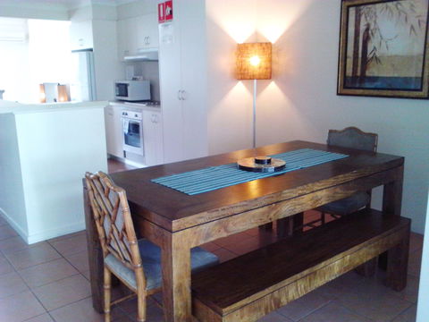 Outrigger Bay Apartments - Hervey Bay Accommodation 10