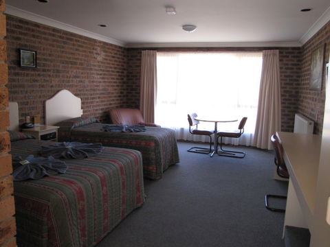 The Big Trout Motor Inn - Hervey Bay Accommodation 2