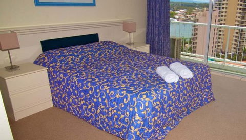 Surfers Mayfair - Hervey Bay Accommodation 0