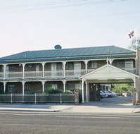 Richmond Motor Inn