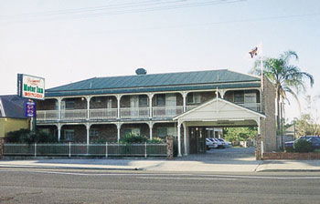 Richmond Motor Inn - Hervey Bay Accommodation 0