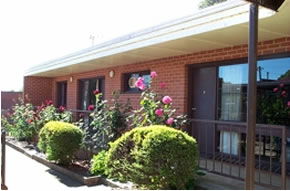 Court House Hotel Motel - Hervey Bay Accommodation 0