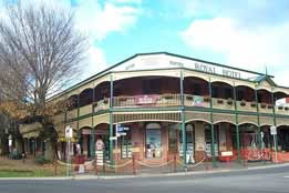 Royal Hotel Daylesford - Hervey Bay Accommodation 0