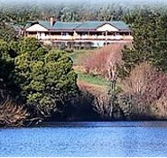 The Lakes Motel