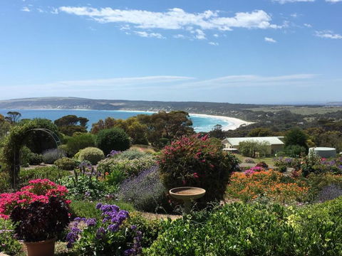 Emu Bay Holiday Homes - Hervey Bay Accommodation 0