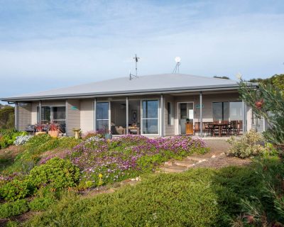Emu Bay Holiday Homes - Hervey Bay Accommodation 3