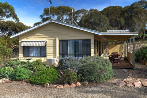 Emu Bay Holiday Homes - Hervey Bay Accommodation 1