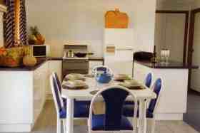 Riverbush Cottages - Hervey Bay Accommodation 0