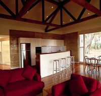 The Menzies Retreat - Hervey Bay Accommodation