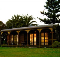 Sunset Cottage - Hervey Bay Accommodation