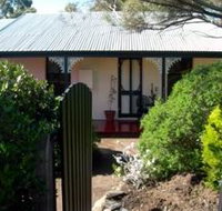 Jasmine's Cottage - Hervey Bay Accommodation