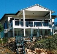 Top Deck Cliff House - Hervey Bay Accommodation