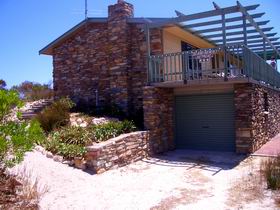 Kangaroo Island Beach Retreat - Hervey Bay Accommodation 0