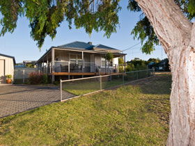Serenity Holiday House - Hervey Bay Accommodation 0