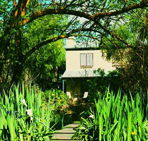 Dennis Cottage - Hervey Bay Accommodation